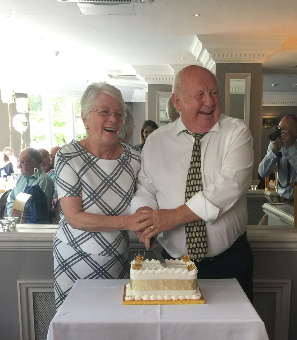 Golden wedding couple