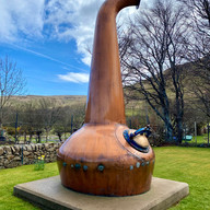 copper whiskey distillery