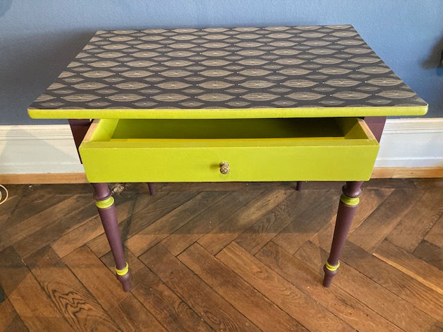 Miniaturbild: Vintage Tisch gelb Muster