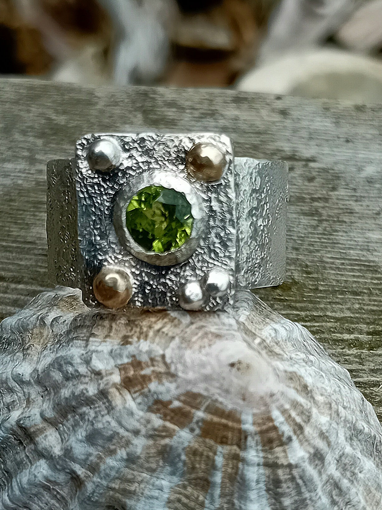 Silver peridot ring