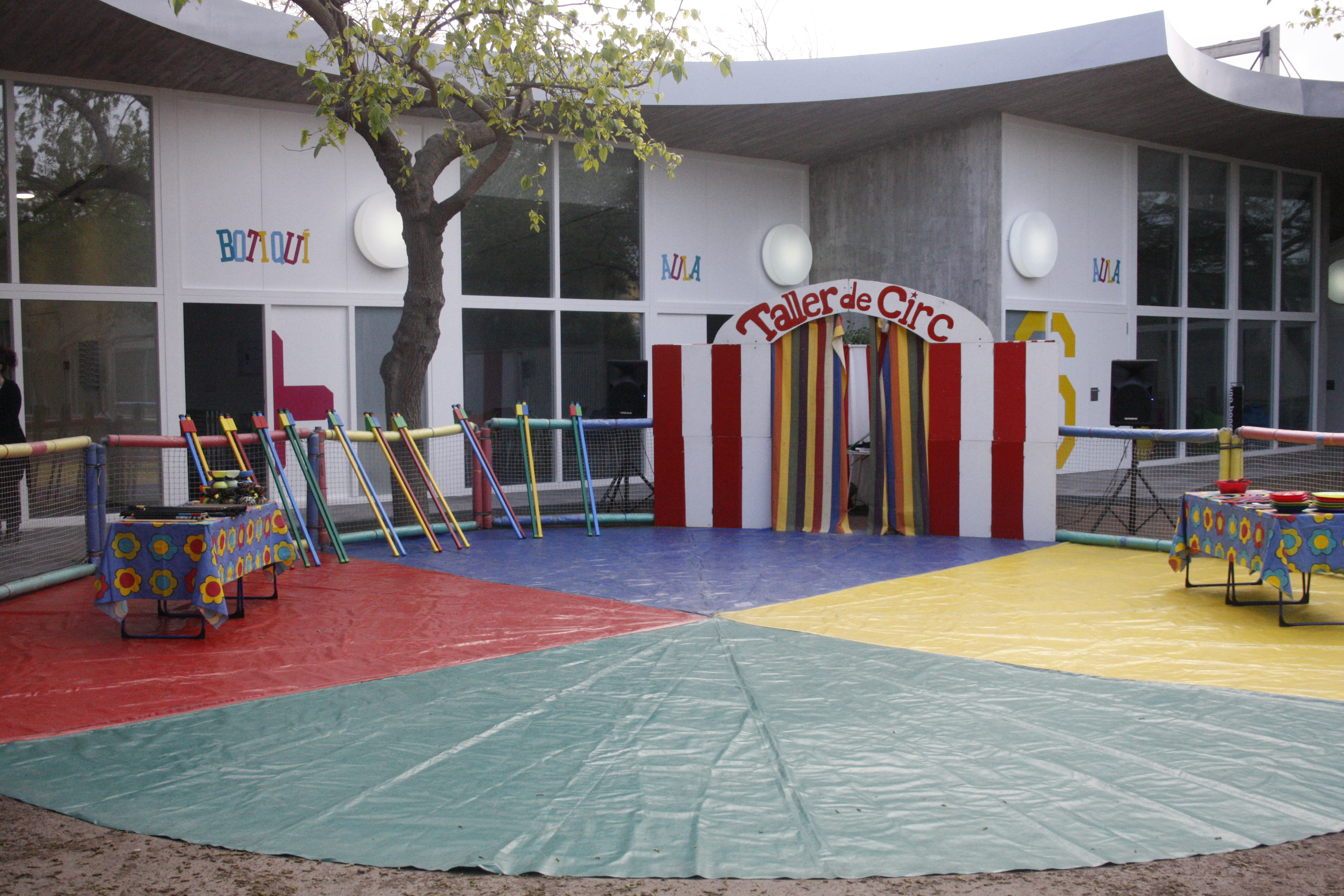 TALLER DE CIRCO