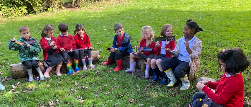 In our Outdoor Learning lesson we created a story strip with a beginning, middle and end, collecting natural objects to represent the route of our walk