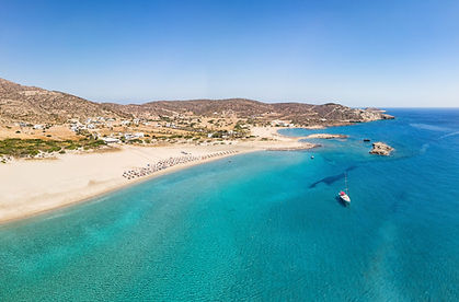 manganari-beach-ios-boat-tour-seaze-the-day-scaled.jpg