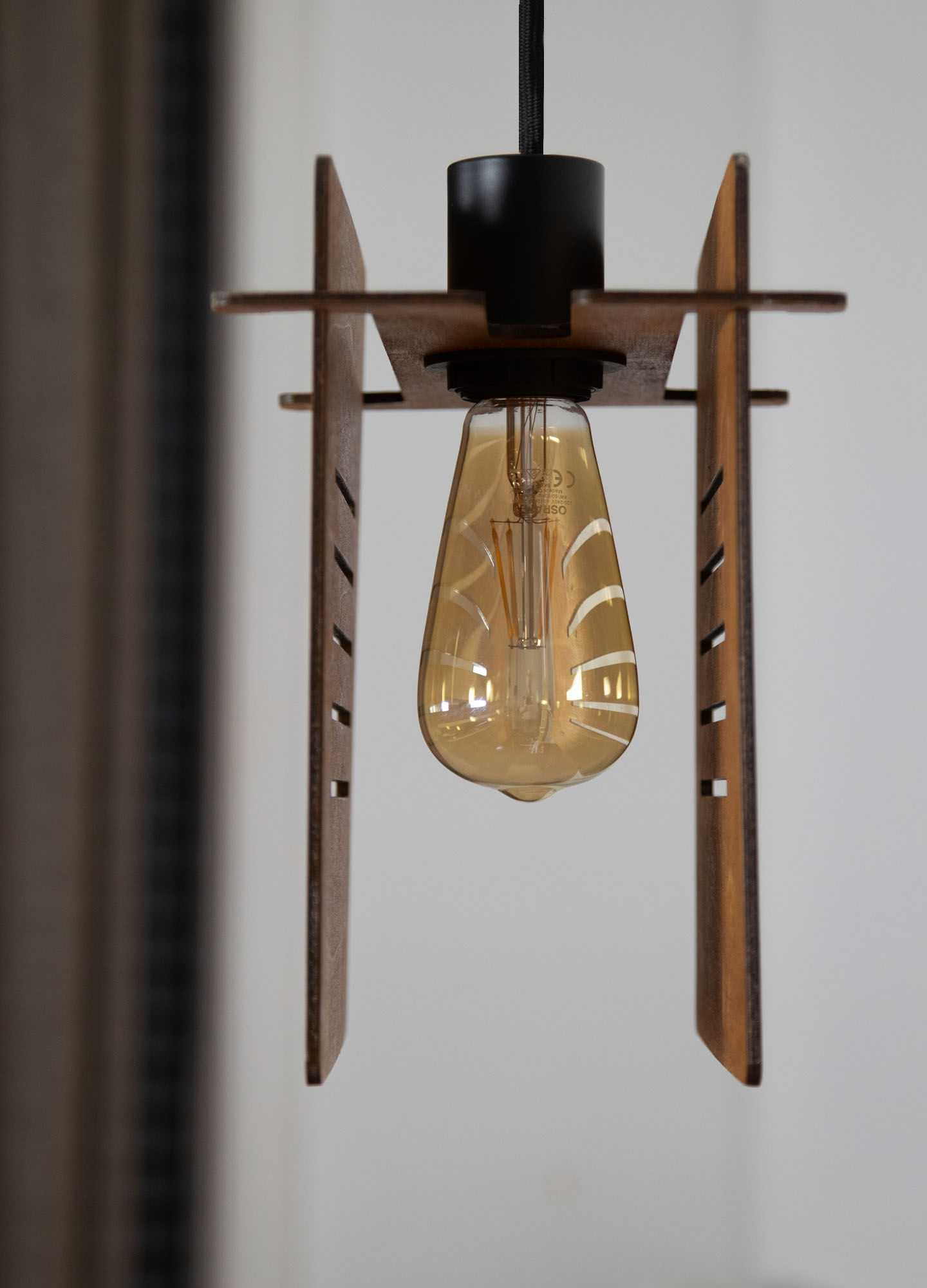 ison-10-modern-pendant-lamp-boah-nova.jpg