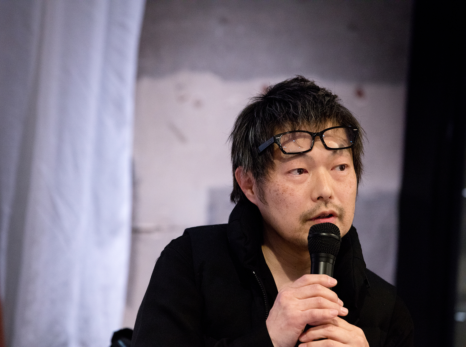 彫刻家 大森暁生展 ―言葉、樹に沁む―」開催記念トークイベント上村汀