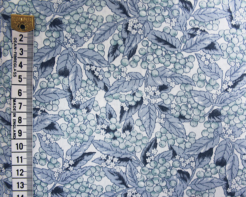 Thumbnail: Merry Berry Cotton Poplin