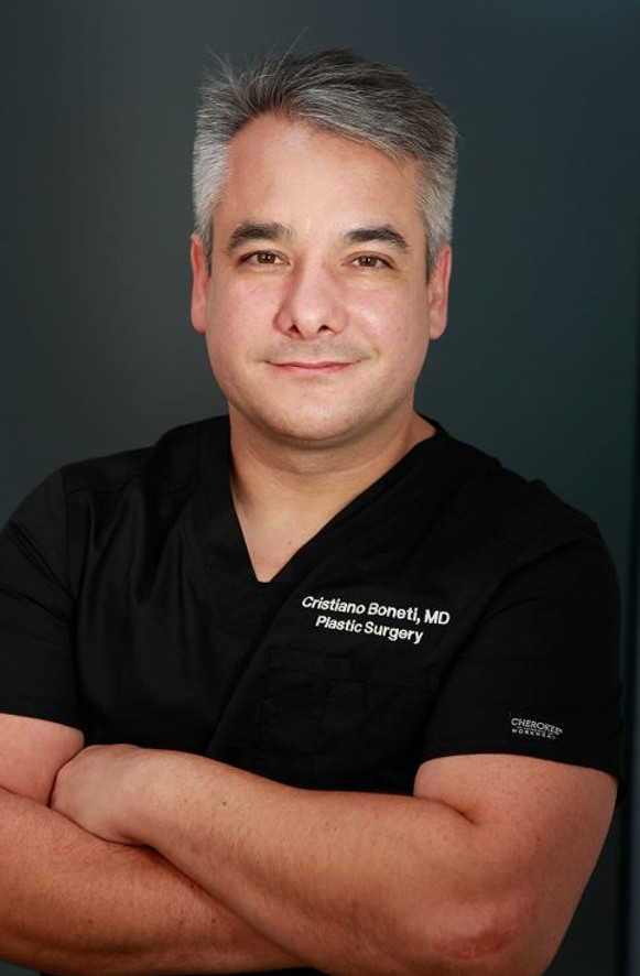 dr-cristiano-600x900-1.jpg