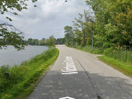 Making things a bit safer for everyone - No Parking lakeside in designated area.