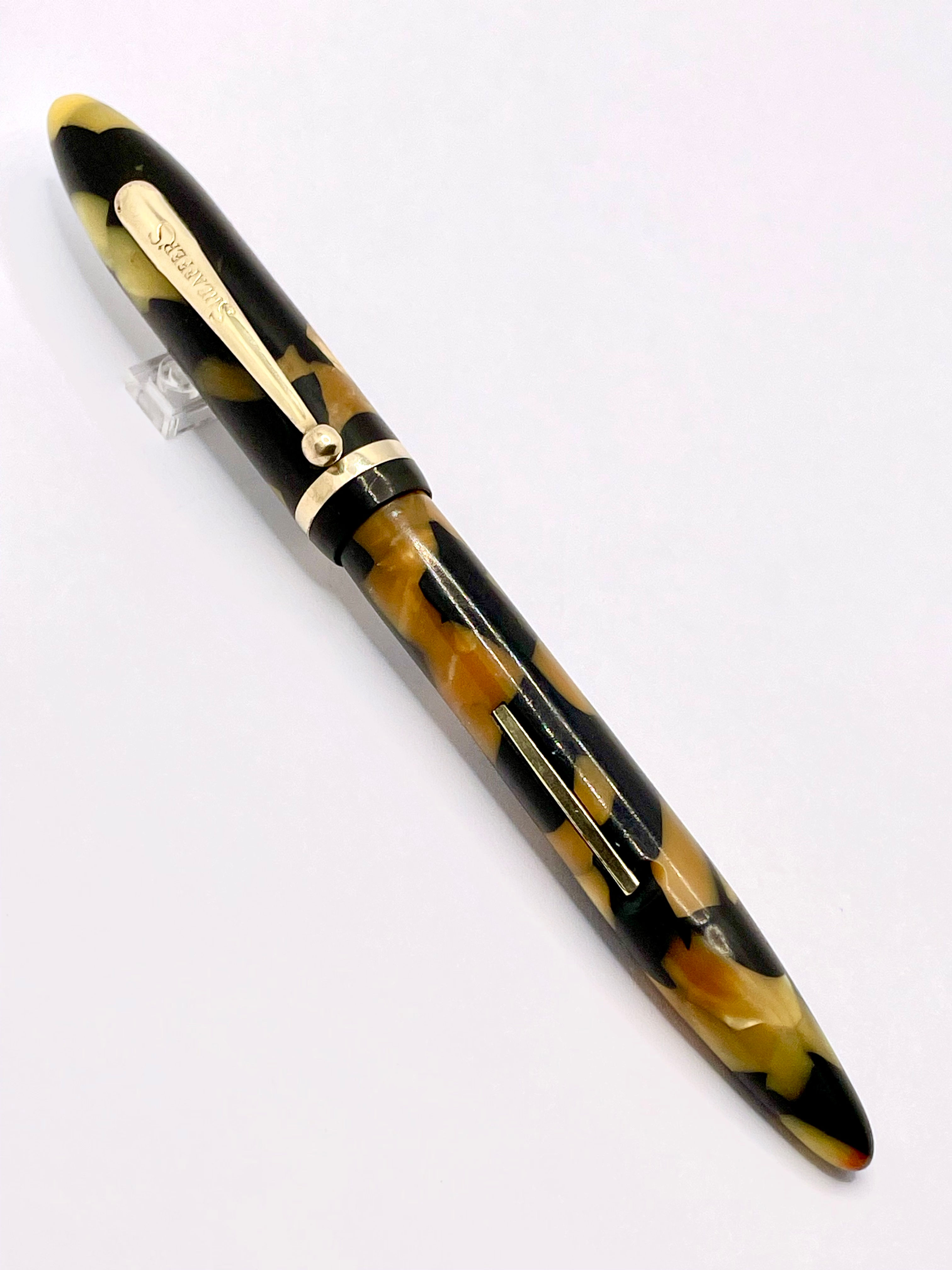 Sheaffer Full Size  Balance Fountain Pen - Pearl and Black