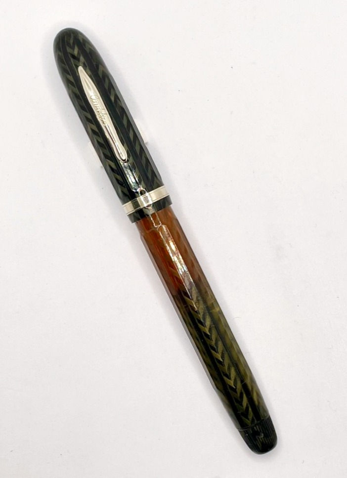 Conklin Nozac V-Line Faceted Fountain Pen - Gray Chevron