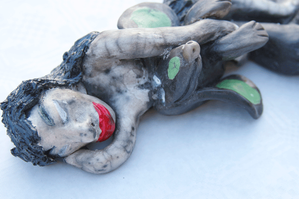 ceramic snuggle Wiener dog pottery 03.gif