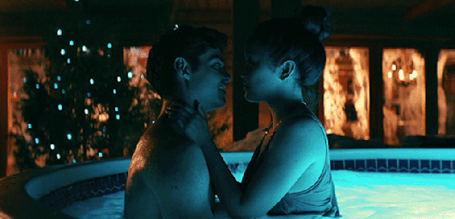 para-todos-os-garotos-que-ja-amei-jacuzz