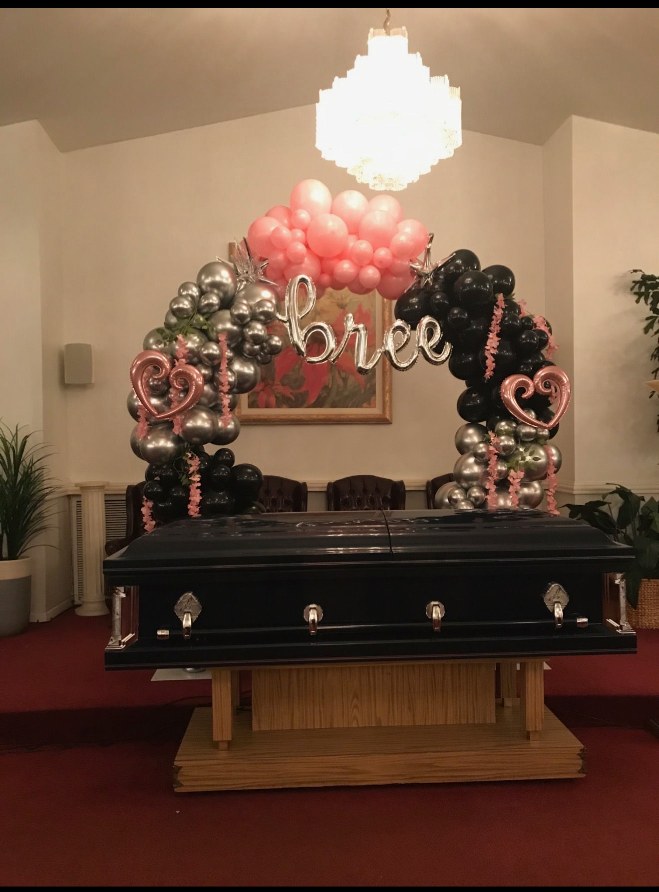 Tribute Circle Arch with Name