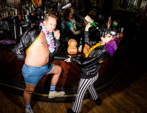 Bushwick Bars Dress Down For Pin-up