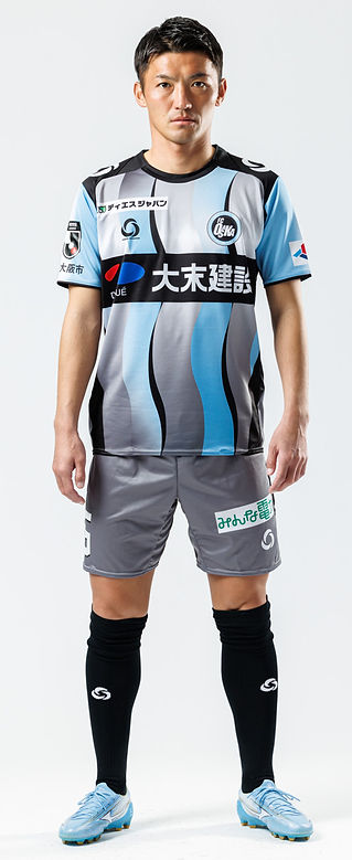 舘野　俊祐