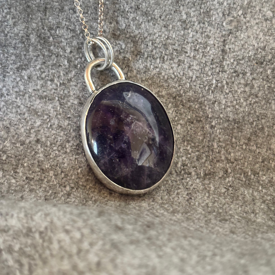 Amethyst silver pendant front view