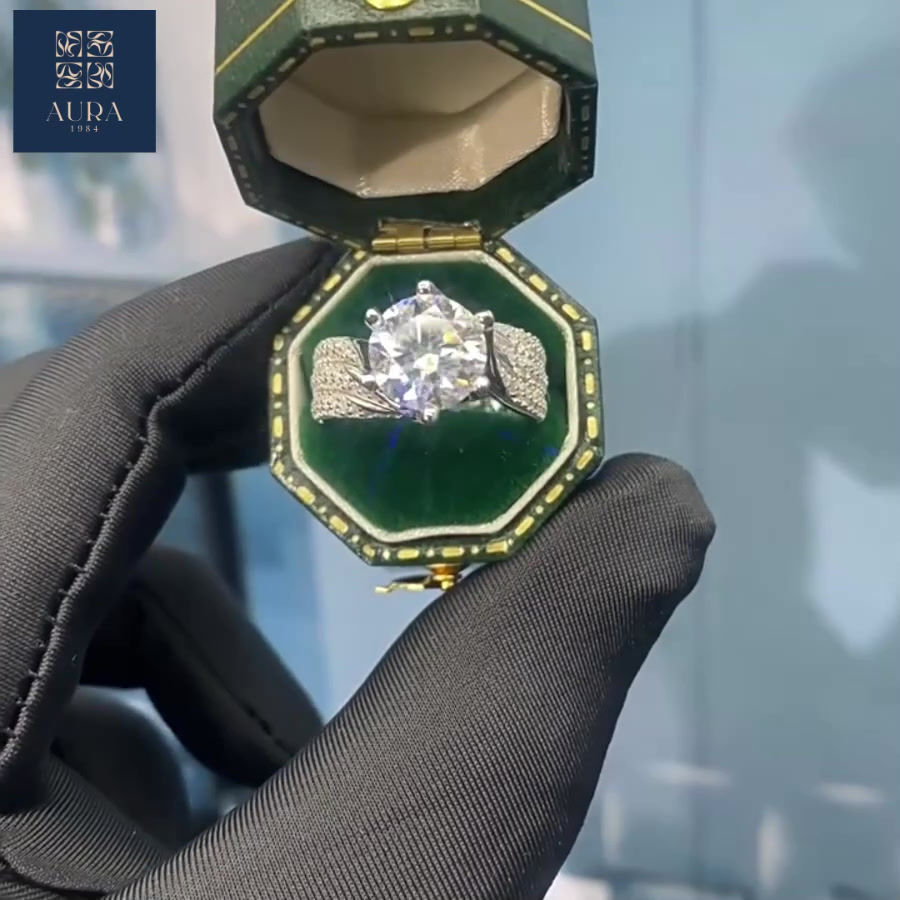 縮圖：3ct/5ct 無限優雅圓形莫桑石戒指 S925 鍍鉑金