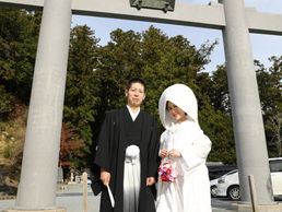 1400年以上の歴史を持つ小國神社で叶える憧れの和婚式