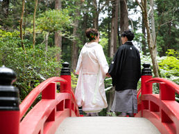 日本の伝統と自然の美しさを感じる小國神社挙式【掛川グランドホテル】