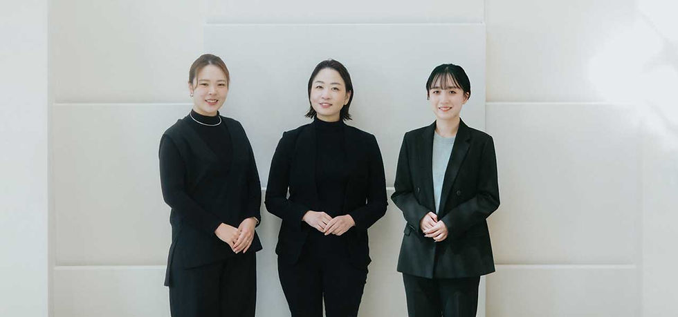 プランナー集合写真_縦スリム.jpg