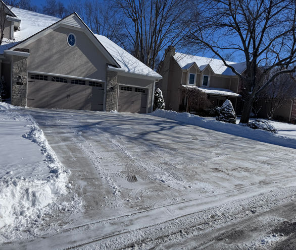 Snow removal Lee's Summit, Missouri