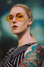 Sesja portretowa| sesja zdjęciowa| Fotograf Trzebnica|Sesja w plenerze| sesja w mieście|Mateusz Bilski FOTOGRAFIA|sesja w galerii| tatuaże