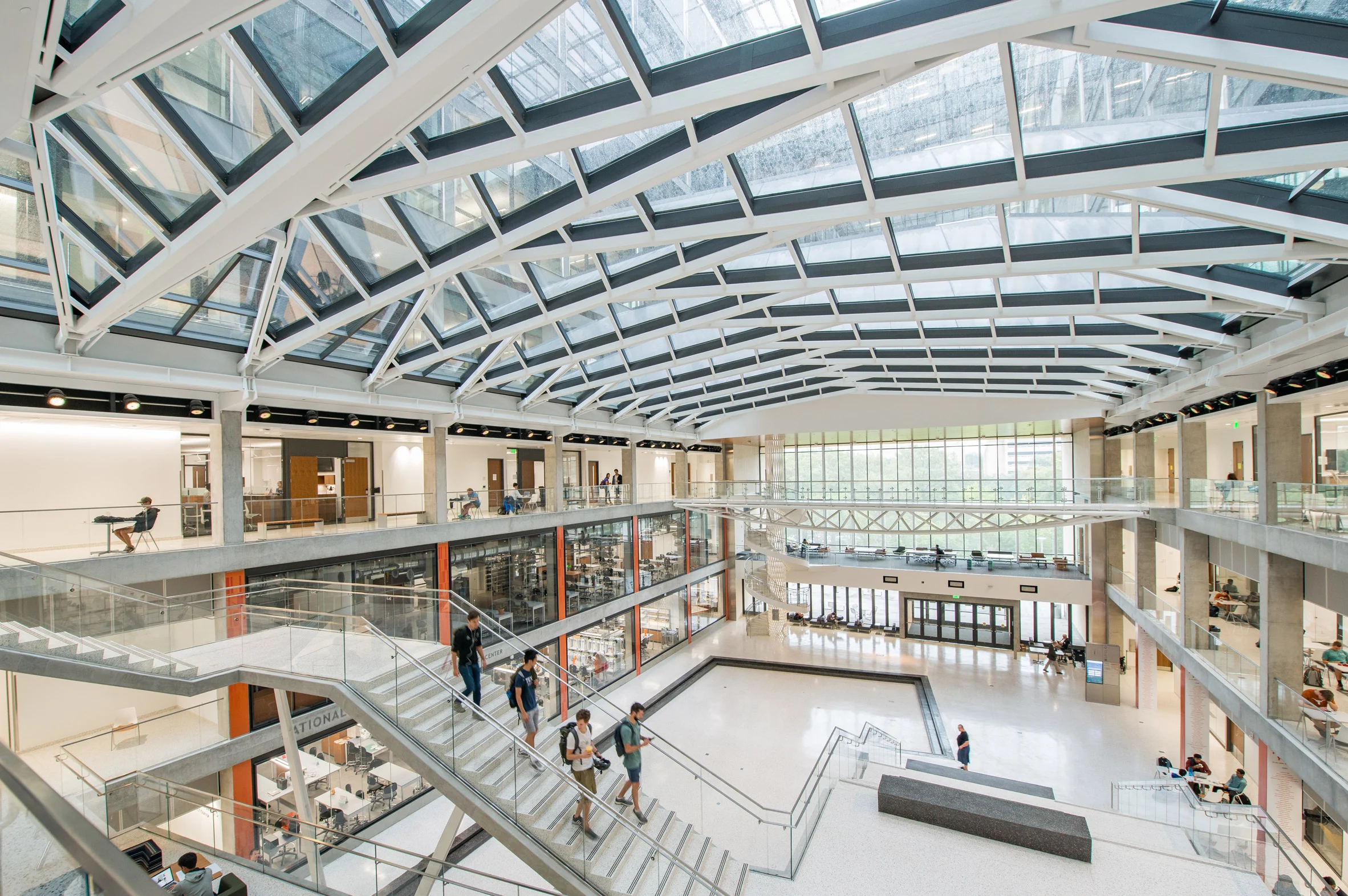 eerc-university-of-texas-ennead-architects-aislinn-weidele_dezeen_2364_col_7.webp