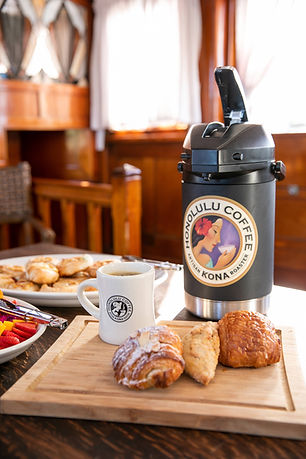 honolulu coffee and pastry platter display