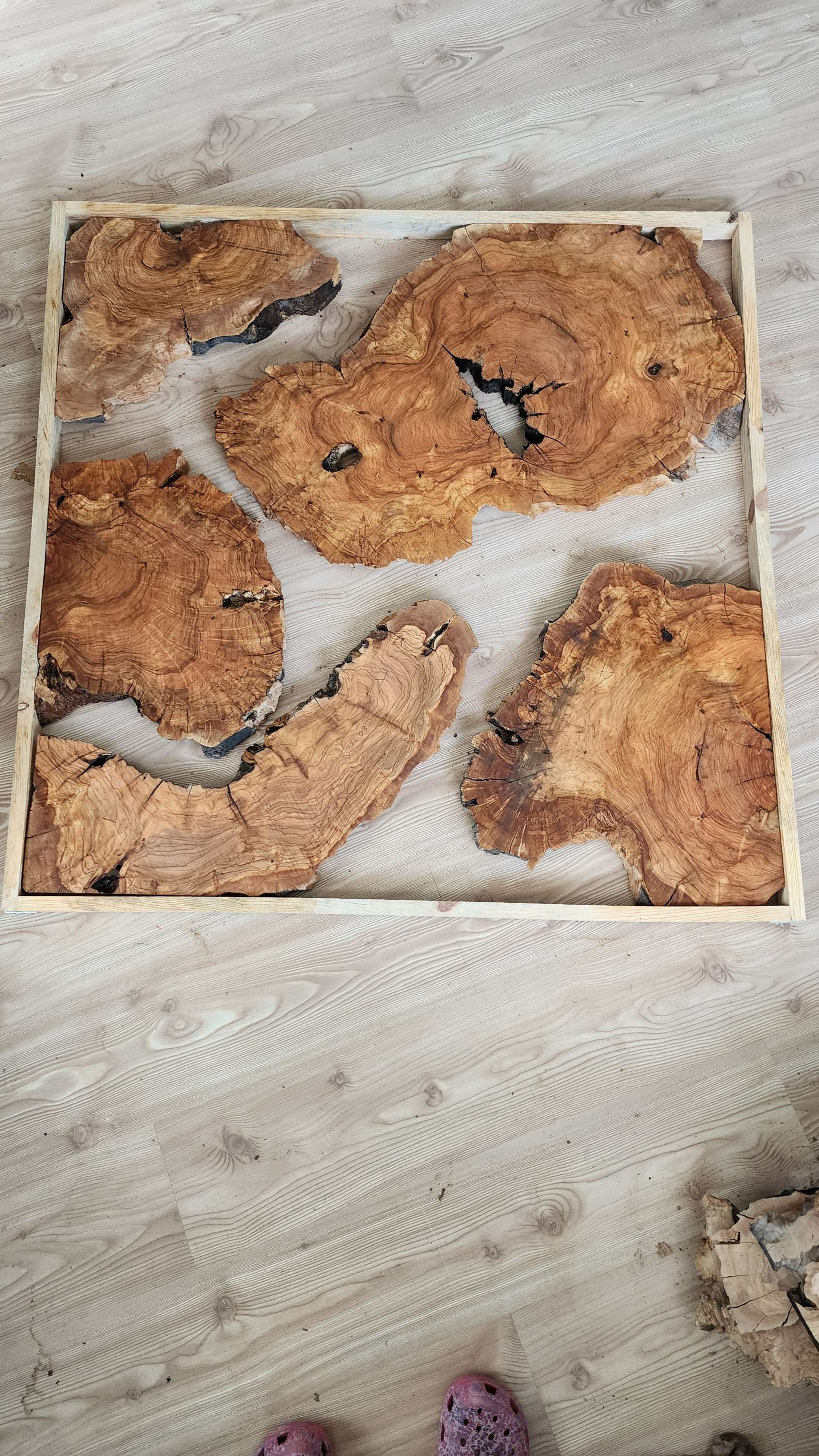 42"x42" Square coffee table set up 03