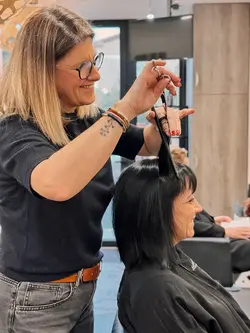 salon-leolie-coiffure-visagiste-saint-juery-galerie-4