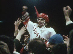 Réal Vincent porté en triomphe