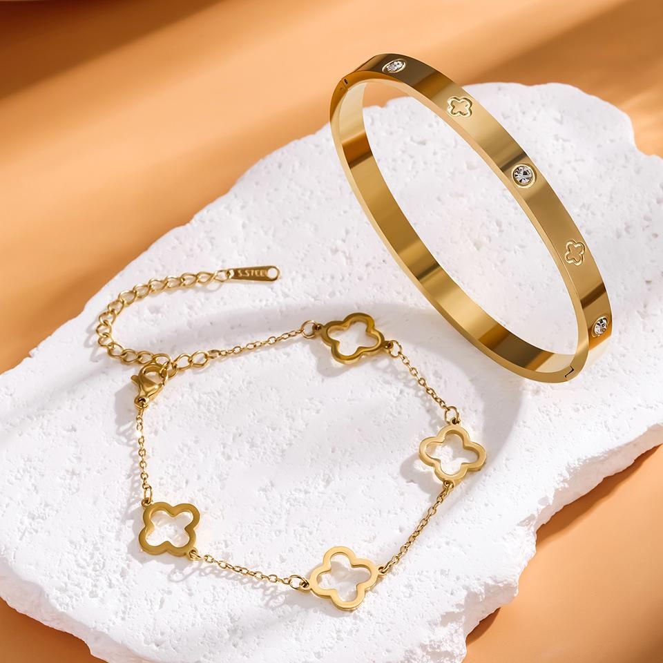 Thumbnail: Clover Étoile™ Bracelet Set
