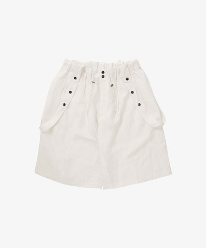 circular short pants linen white with suspenders | Sillage