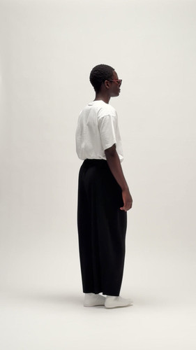 circular pants pleats black with pockets | Sillage