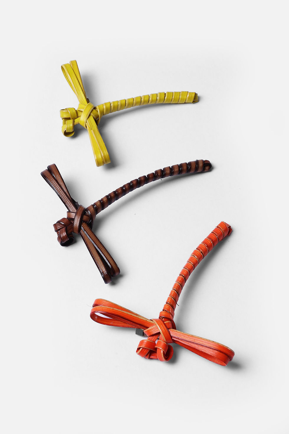 Thumbnail: Dragonfly Rattan Brooches by Ogata Masako