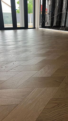 Curonians Design Parquet Chevron 51 | Geometric Wood Floor parquet tiles