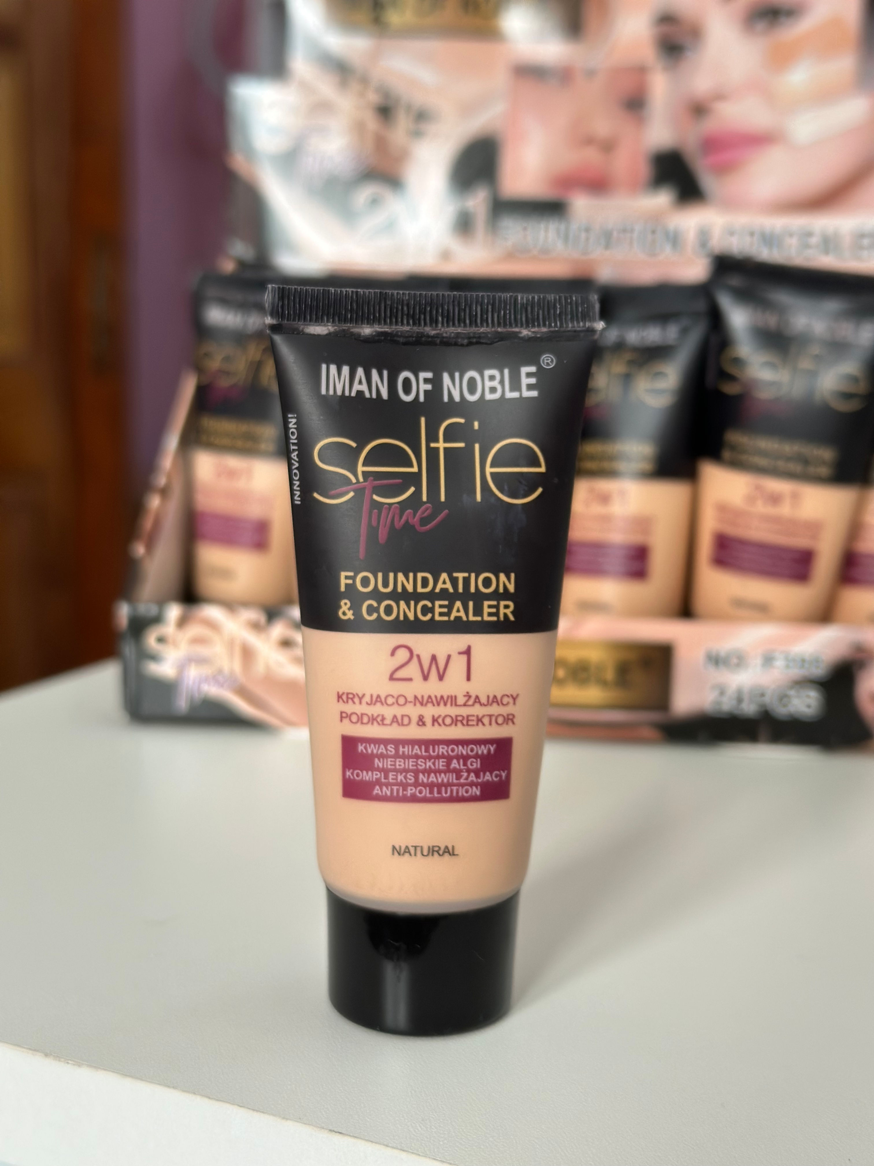Base con corrector 2 en 1 Selfie 