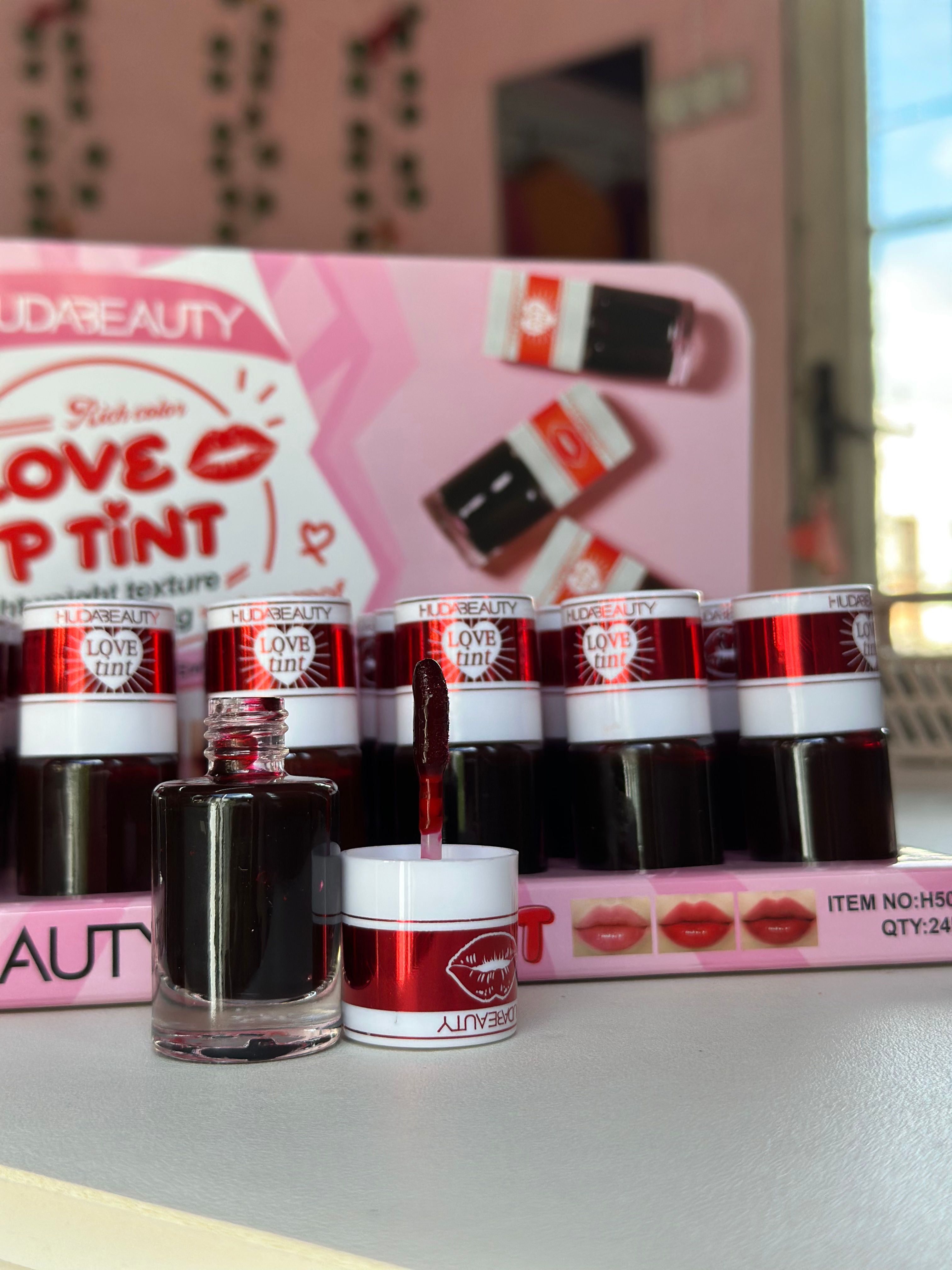 Tinta de labios Love (con aplicador de labial) 