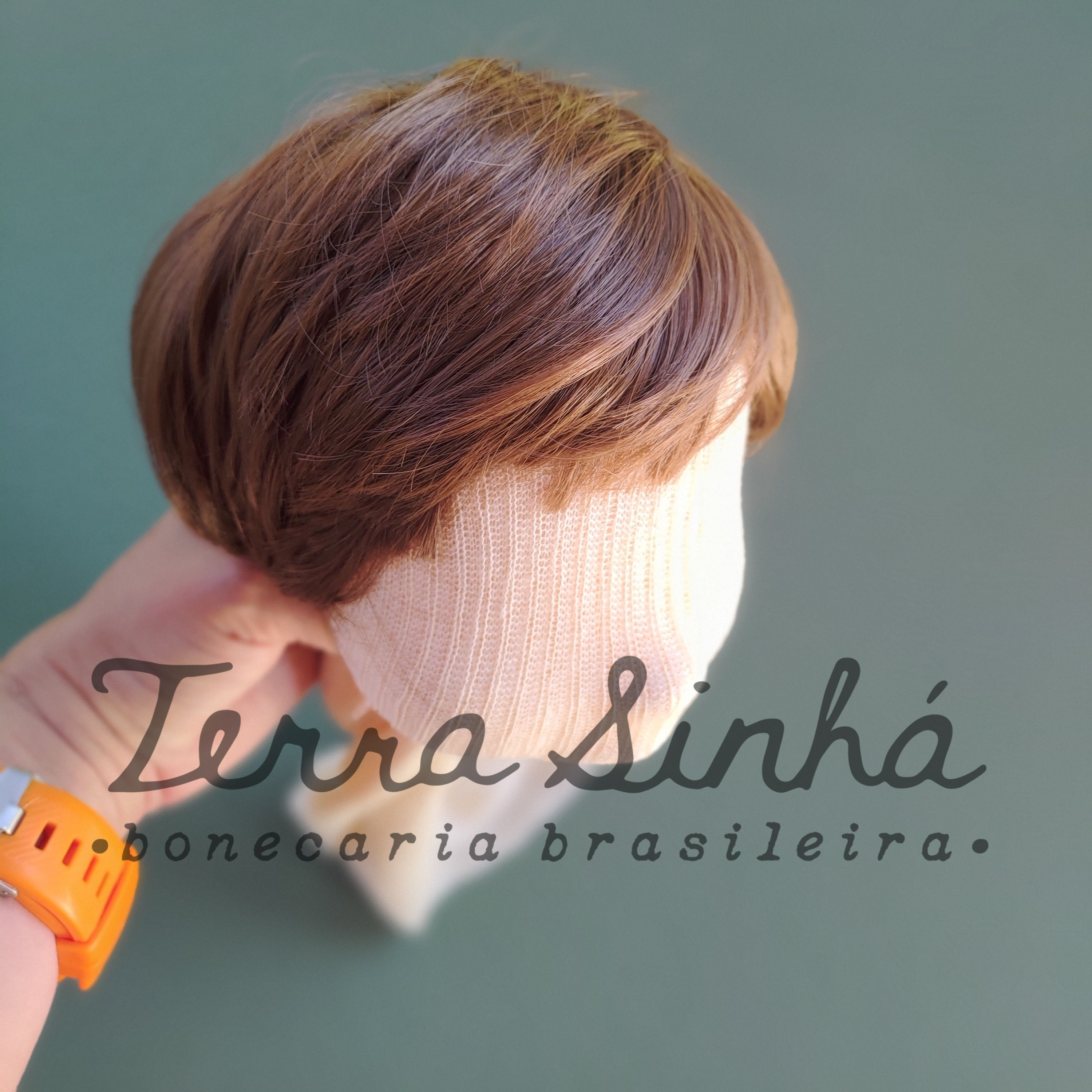 Peruca Fio Liso Curto Castanho Médio Exclusiva Terra Sinhá