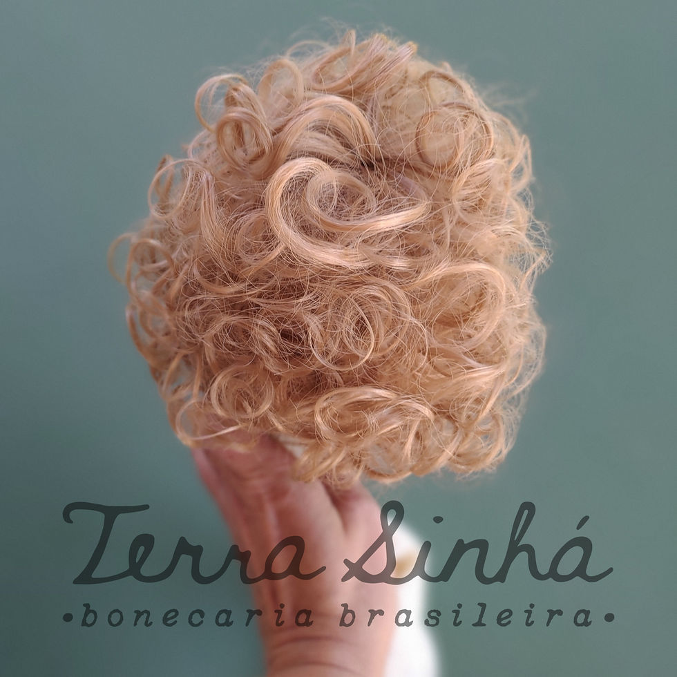 Miniatura: Peruca Cacheada Loira Curta Exclusiva Terra Sinhá 