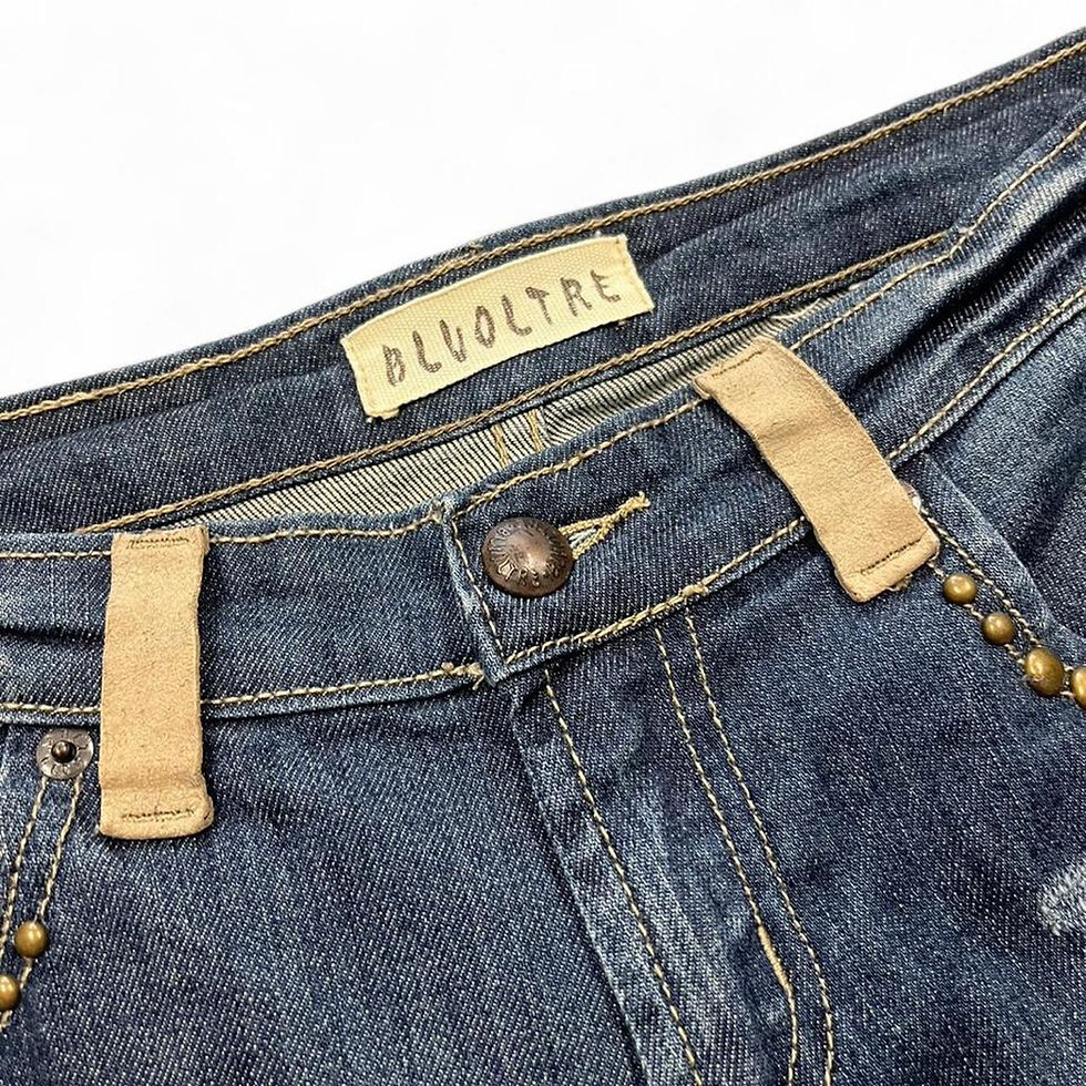 Thumbnail: 2000s Vintage Y2K Denim Capri Trouser