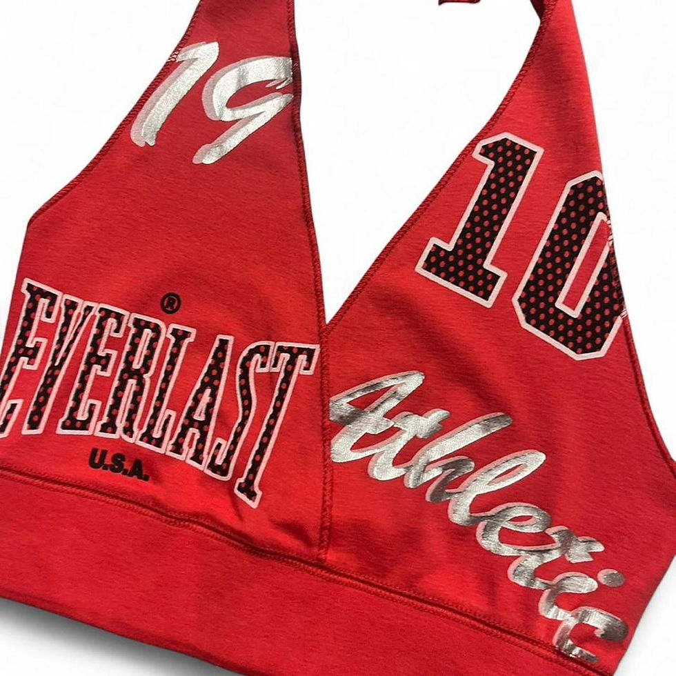 Everlast Top Close Up