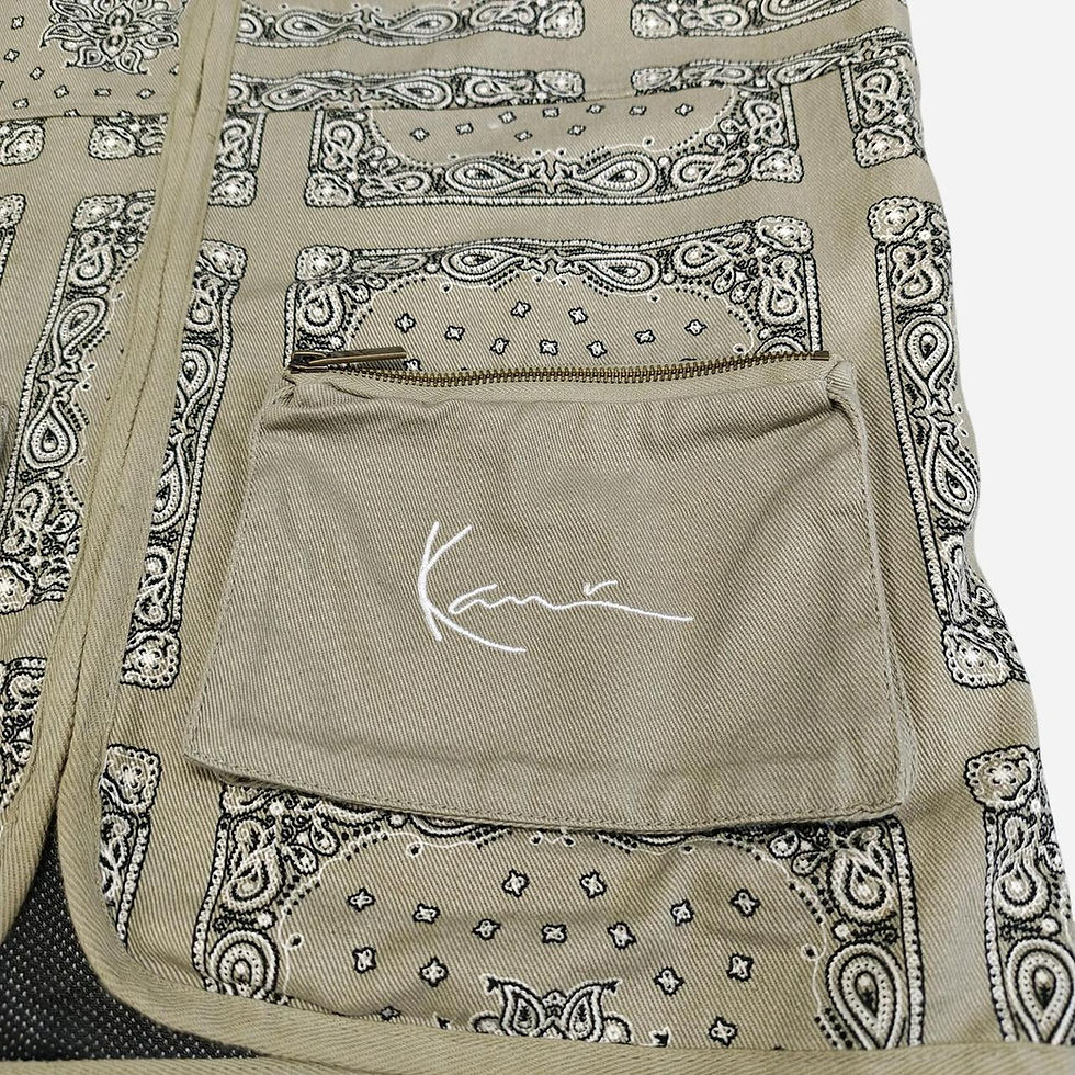 Karl Kani Vest Close Up