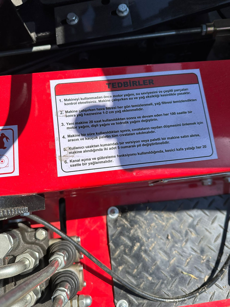 Küçük resim: SUNWAY 41hp Paletli Traktör Çks Kredi İmkanı Kredi Kartına Vadesiz Taksit İmkanı