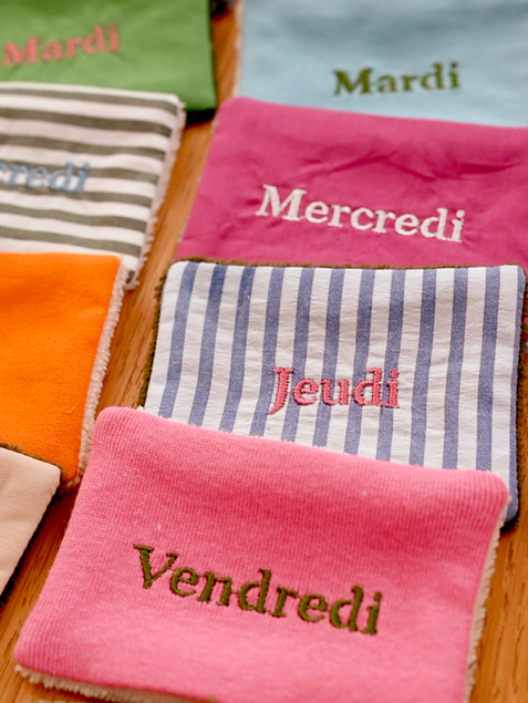 Lingettes semaine réutilisable colorées