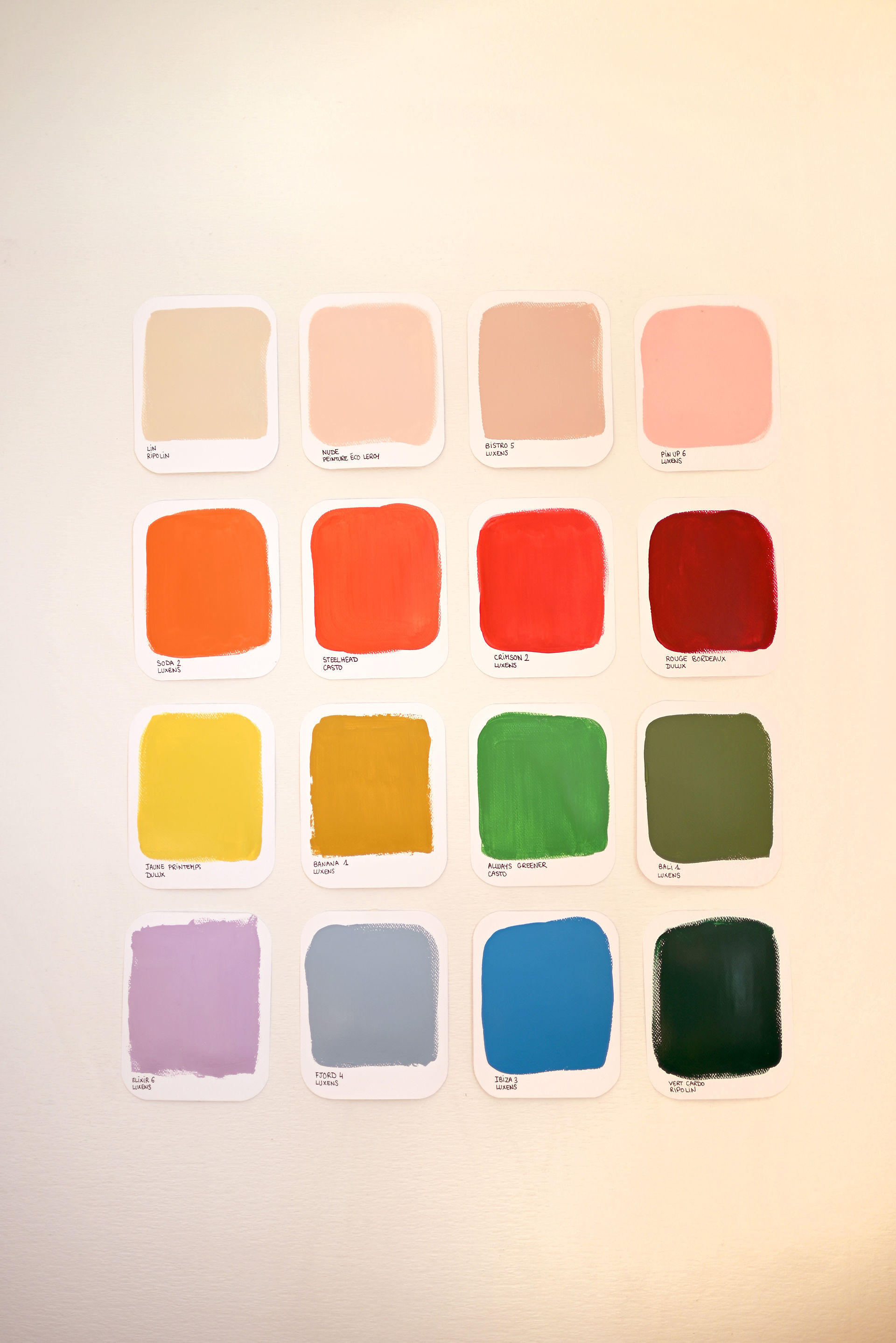 nuancier de peinture atelier