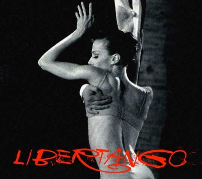 Libertango, ballata per Astor piazzolla regia e coreografia di Diego Watzke_edited_edited.