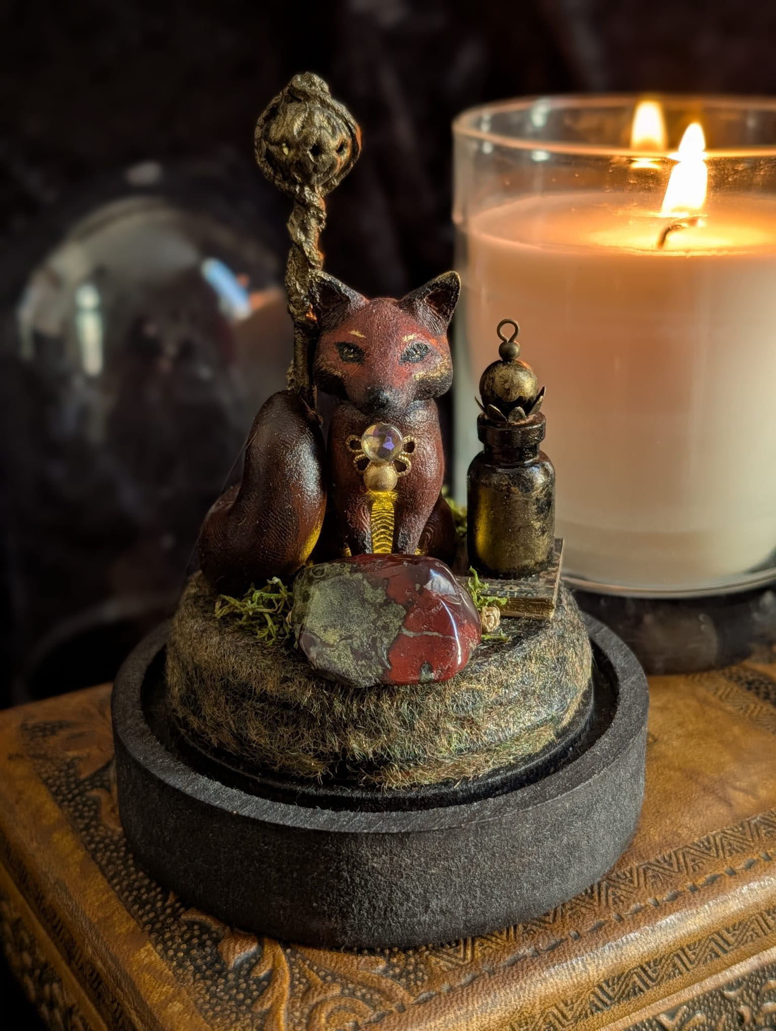 Miniature sous cloche – Sombrelune, le Veilleur nocturne