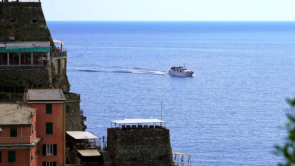 cinque terre trekking