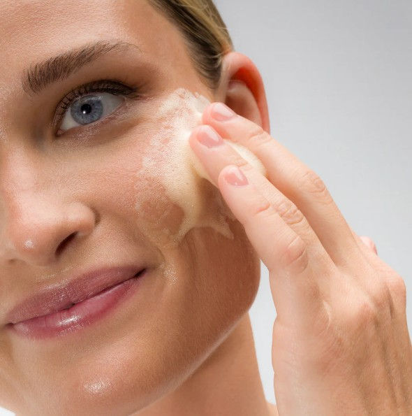 Thumbnail: BT Aquafuse Foam Peel